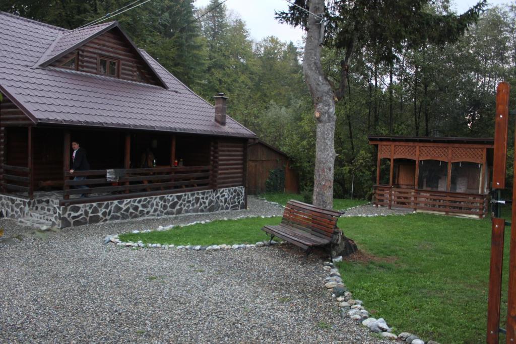 Natura Family Resort Avrig Buitenkant foto